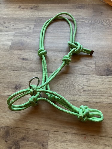Green knotted rope - green,